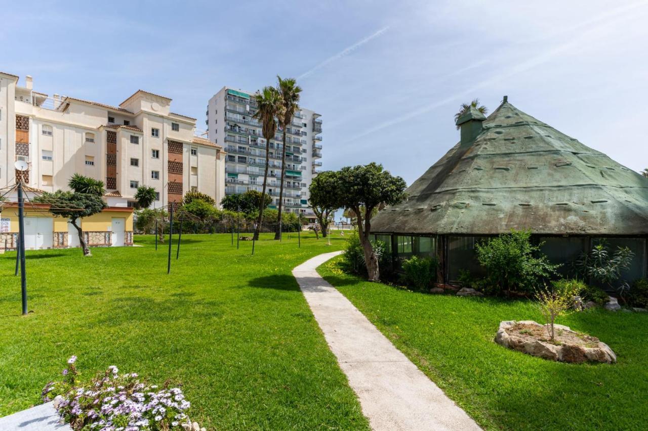 Mi Casa De La Playa -Estudio Frente Al Mar- Apartment Benalmadena Exterior photo